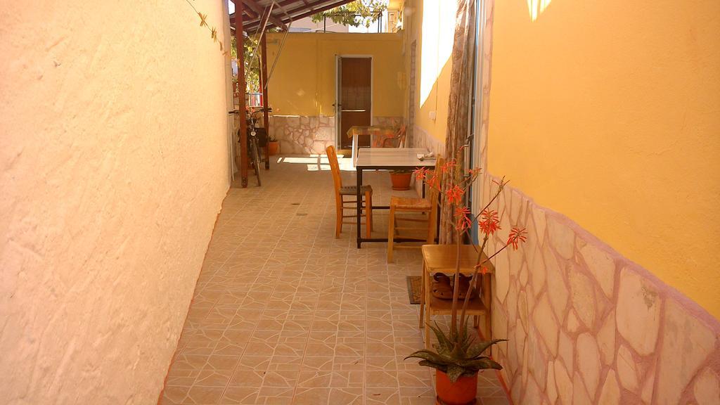 Vintage House-Vori-Rent Rooms Vóroi Exterior foto